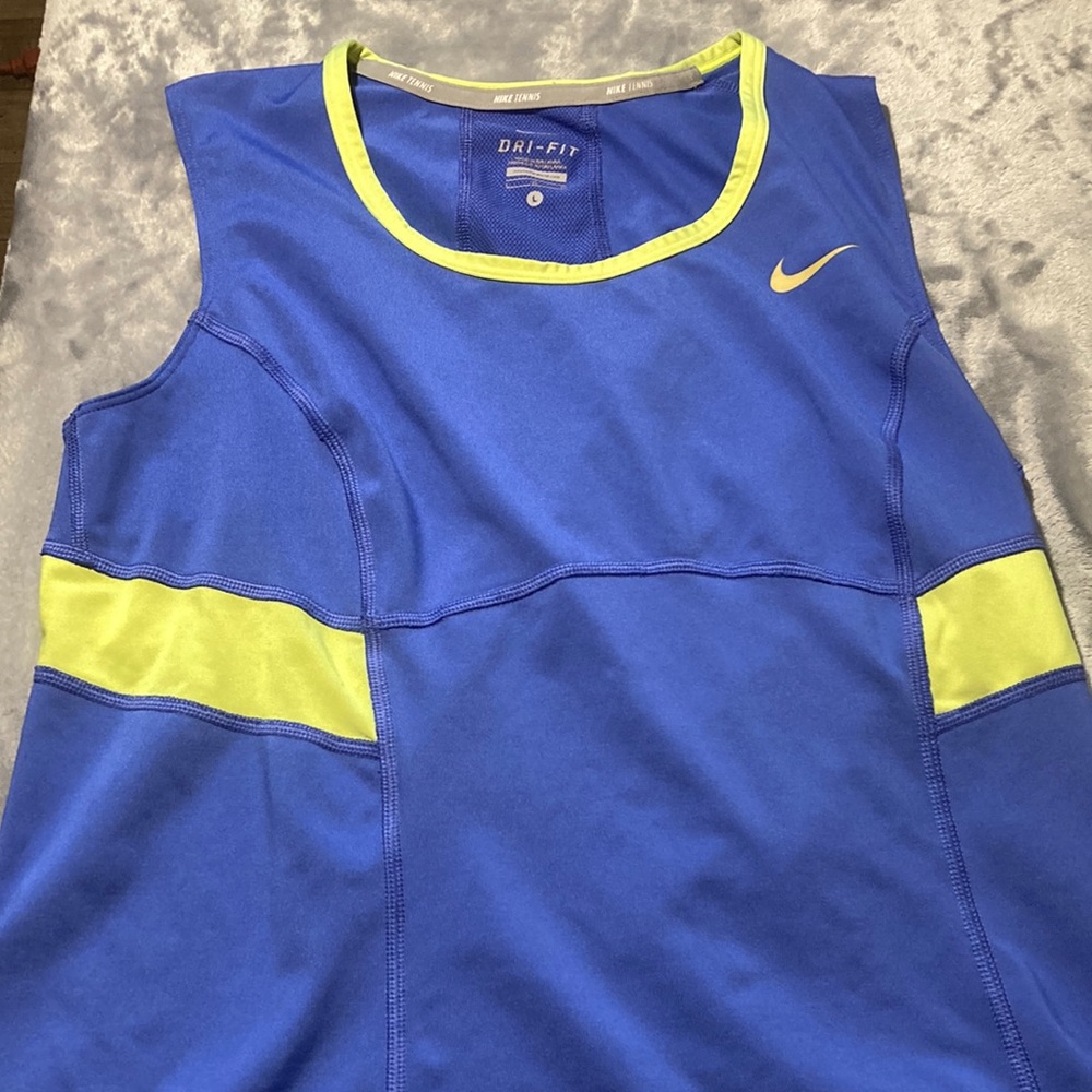 Nike tennis shirt blue and neon yellow size large
